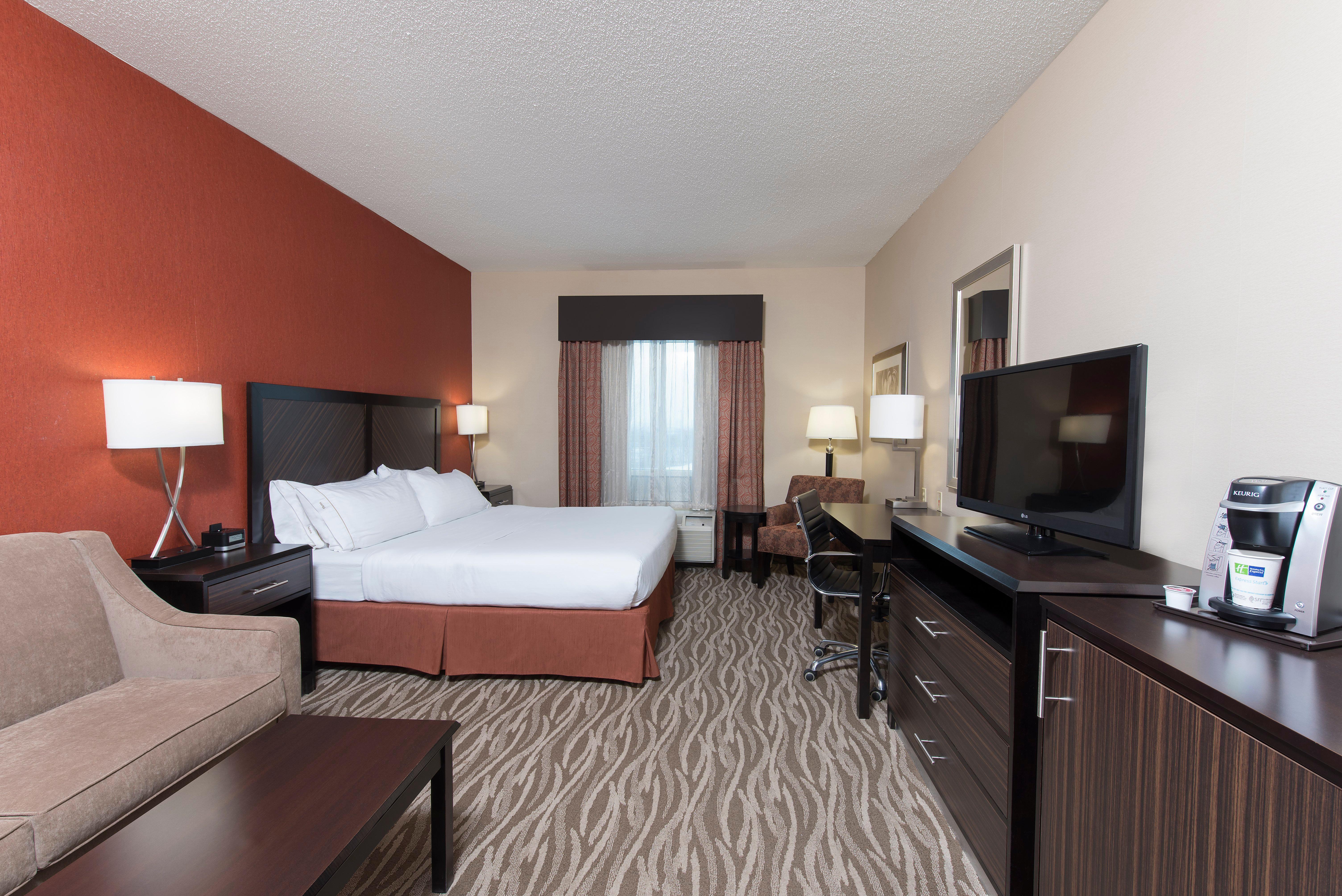 Holiday Inn Express Hotel & Suites Grand Rapids-North By Ihg Exterior foto